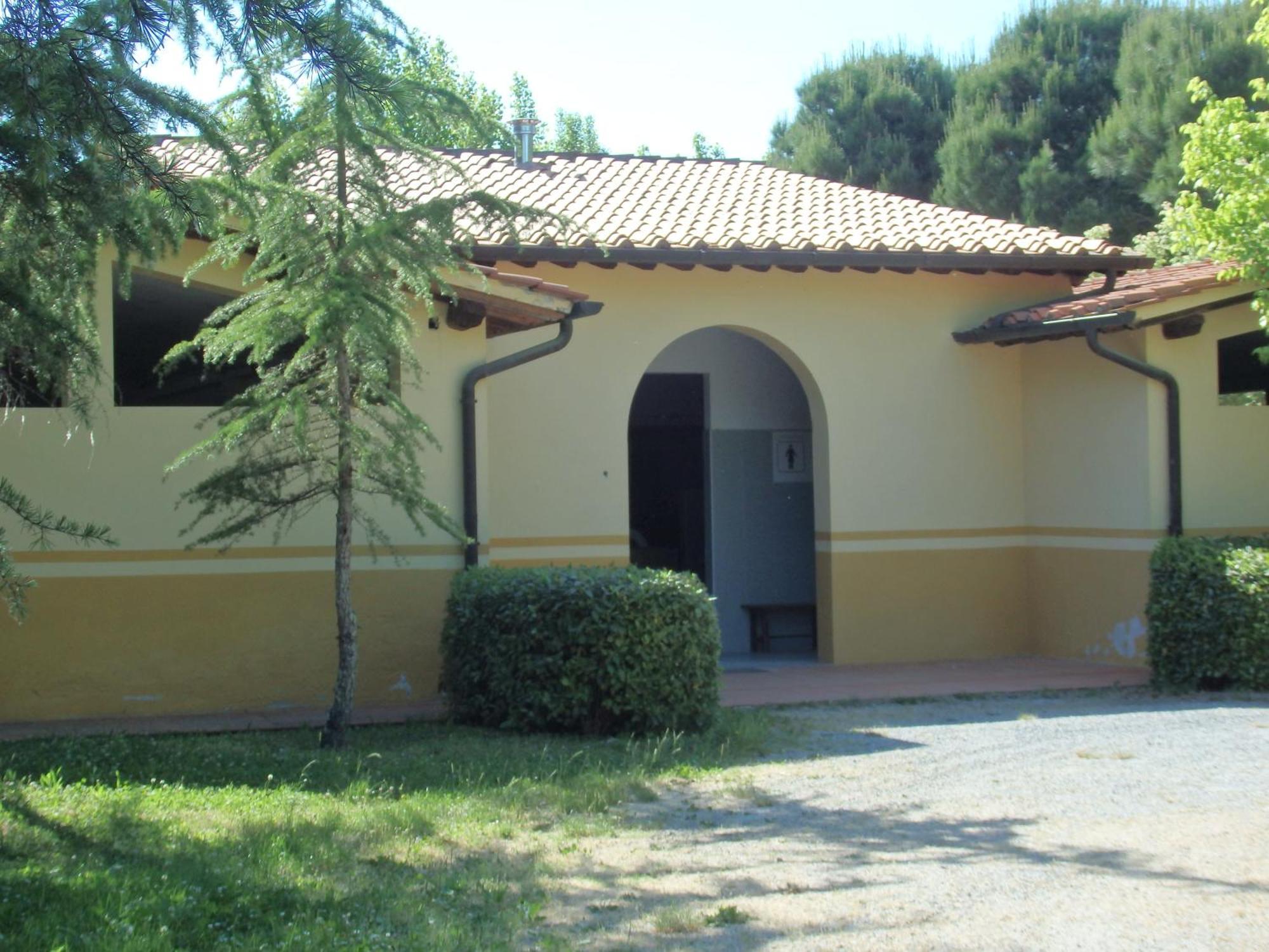 Capannole Camping Village La Chiocciola מראה חיצוני תמונה