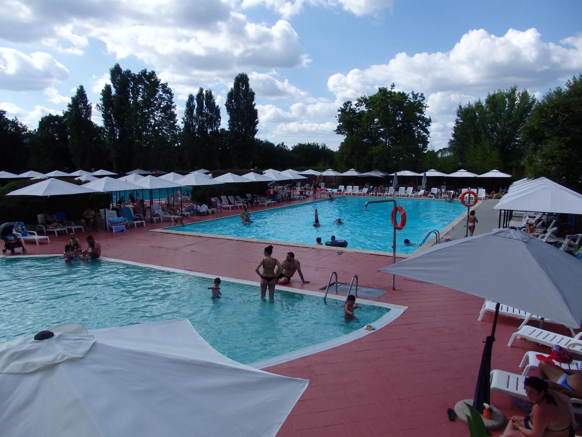 Capannole Camping Village La Chiocciola מראה חיצוני תמונה