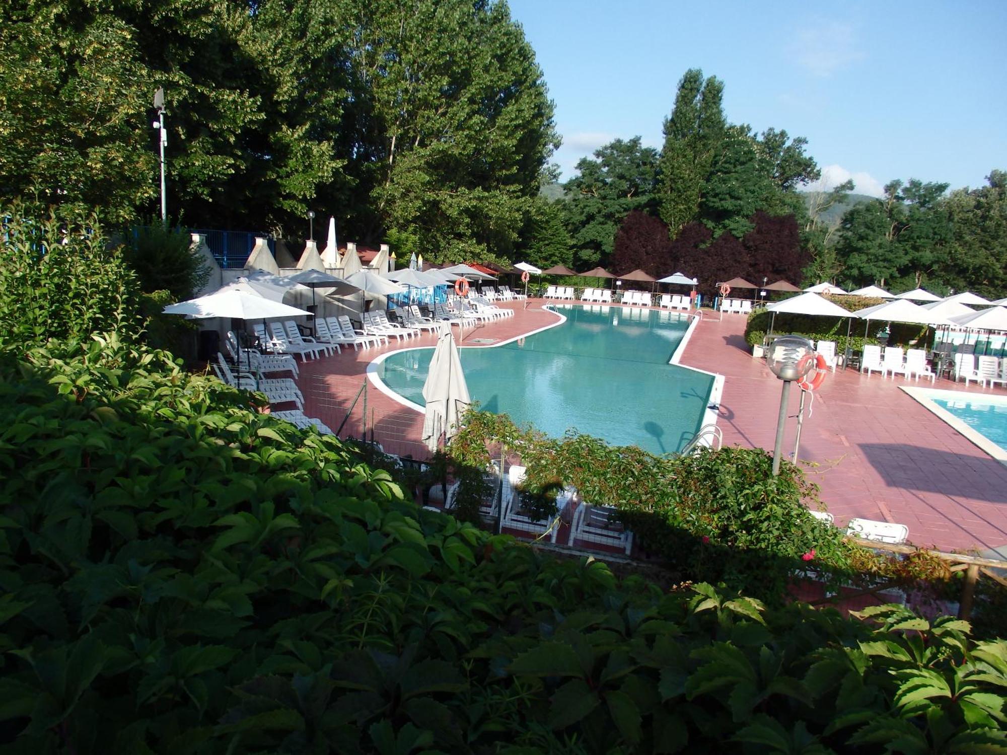 Capannole Camping Village La Chiocciola מראה חיצוני תמונה