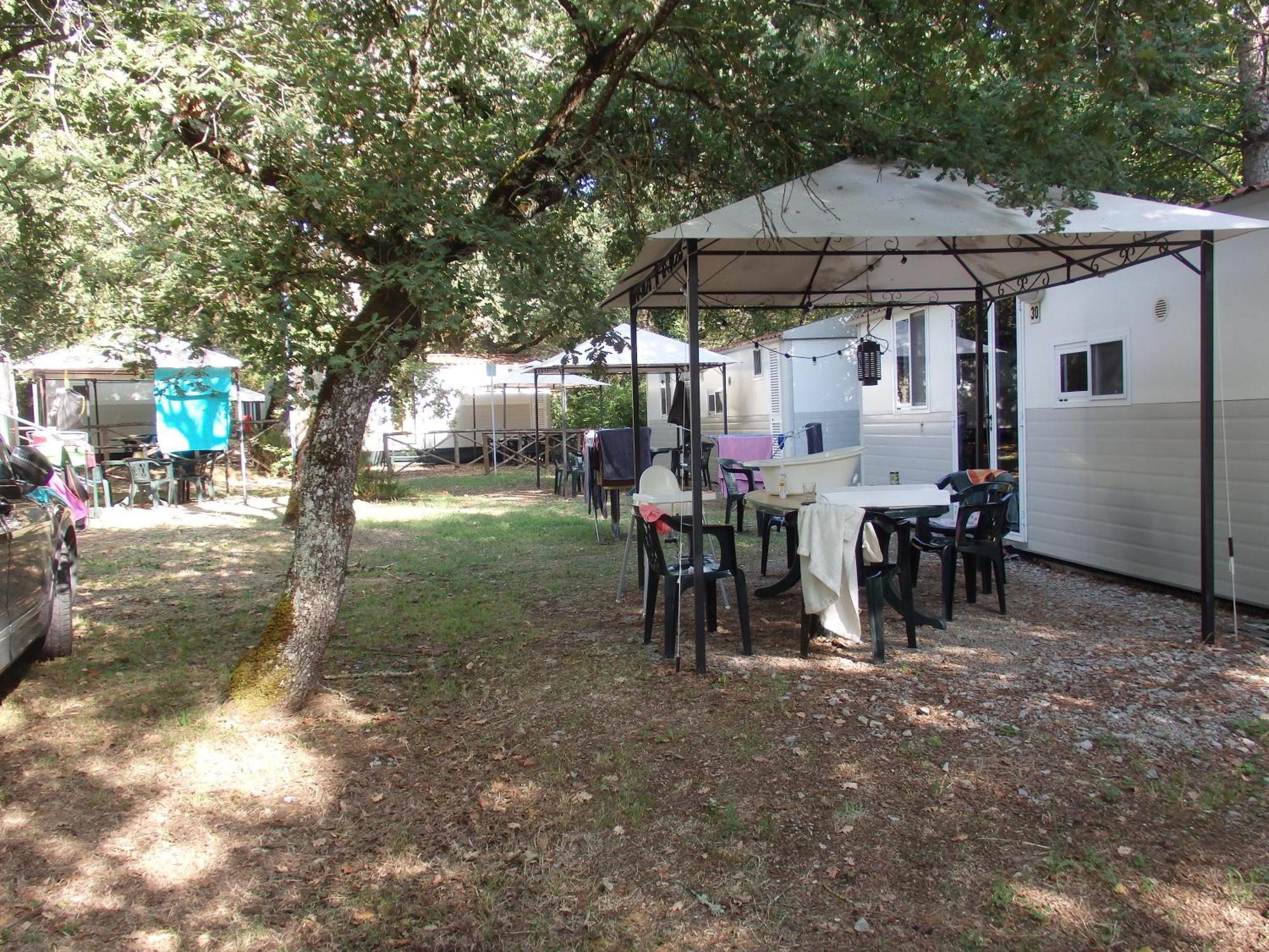 Capannole Camping Village La Chiocciola מראה חיצוני תמונה