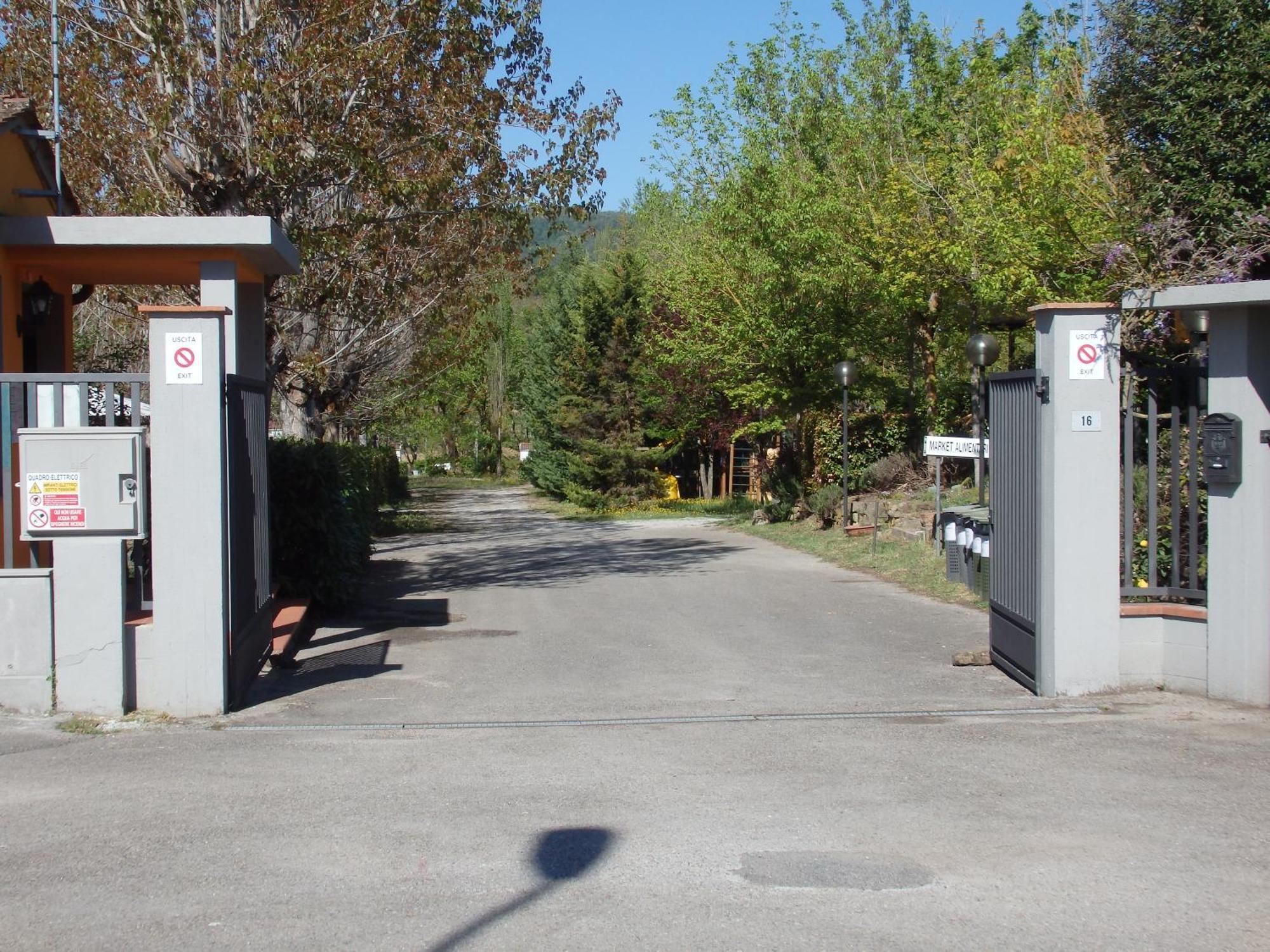 Capannole Camping Village La Chiocciola מראה חיצוני תמונה